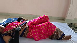 bhabhi fucked with devar and electrician