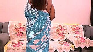 indian saree with aunty