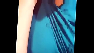 srilankan girl boob press suck in bus