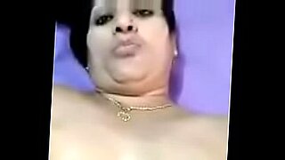 kasaragod aunty open kuliseen hidden camara kerala i