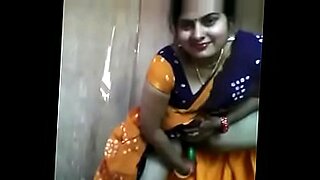 chudae ka video hindi me bat krte hue desi