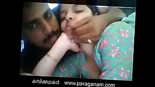 desi mallu aunty dark nipple squeeze